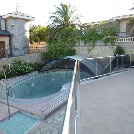 Casa Paris Nyaraló